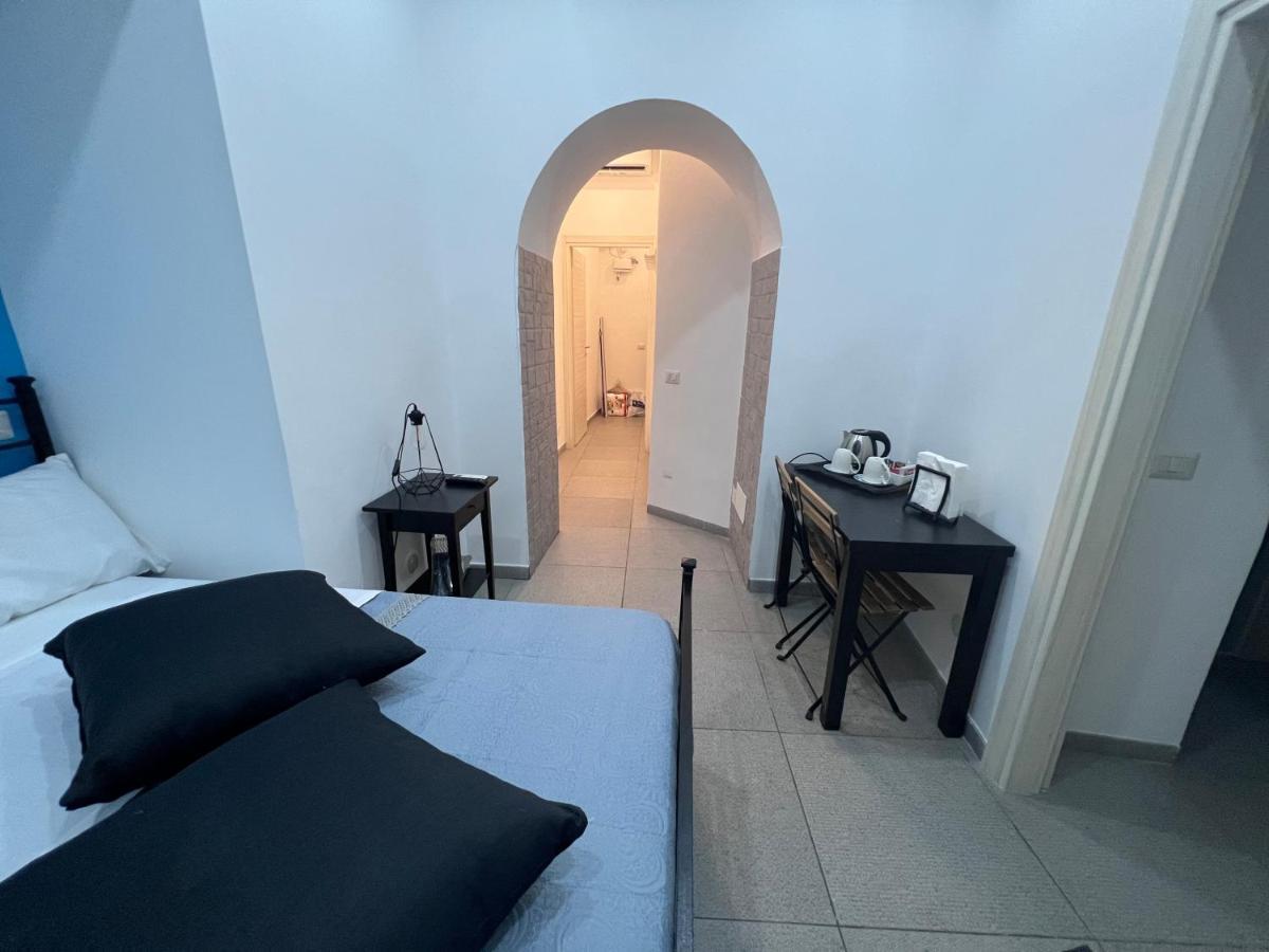 נאפולי Apartment In The Center מראה חיצוני תמונה