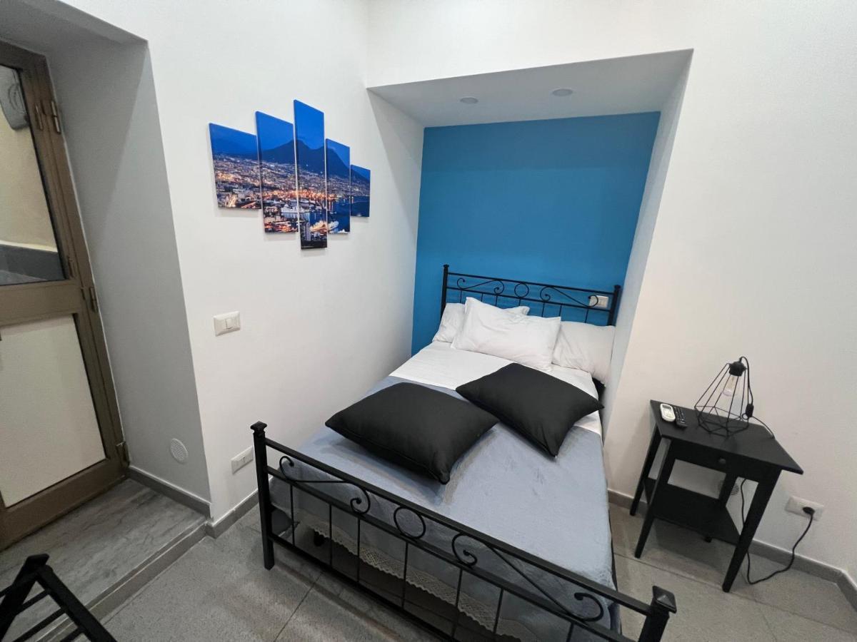 נאפולי Apartment In The Center מראה חיצוני תמונה
