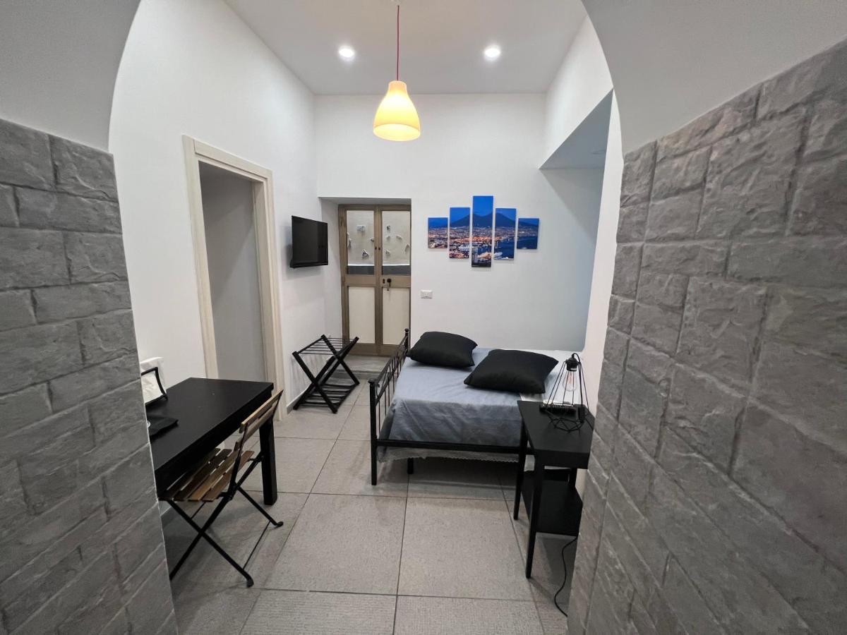 נאפולי Apartment In The Center מראה חיצוני תמונה