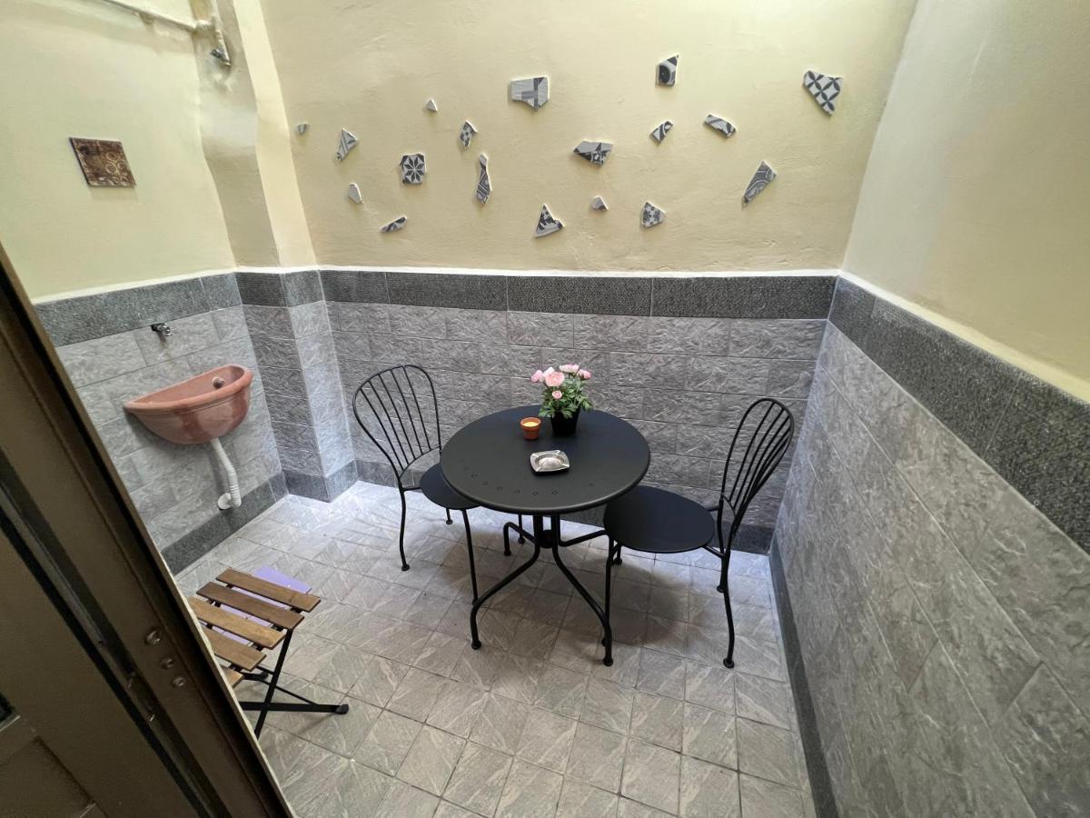 נאפולי Apartment In The Center מראה חיצוני תמונה